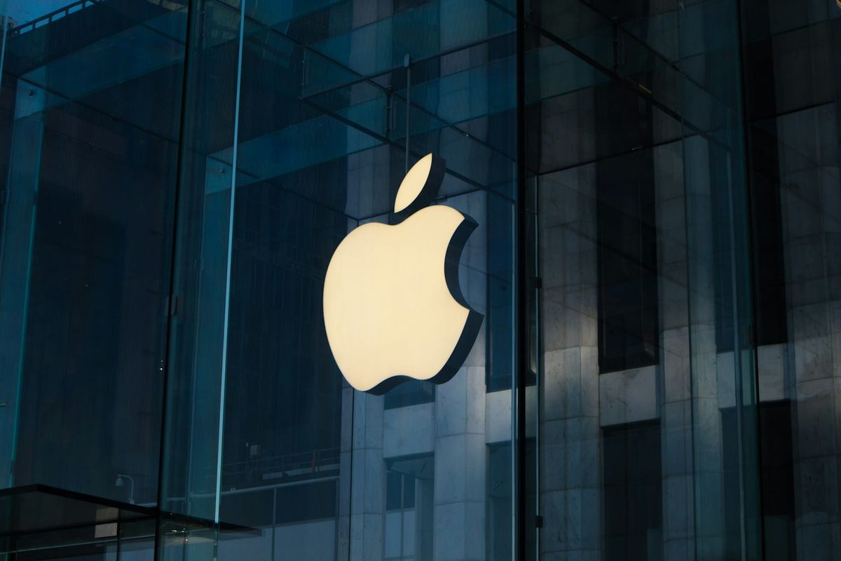A researcher says a vulnerability in Apple's Hide My Email tool lets anyone see a user's real email address; first reported in June 2025, Apple has not fixed it