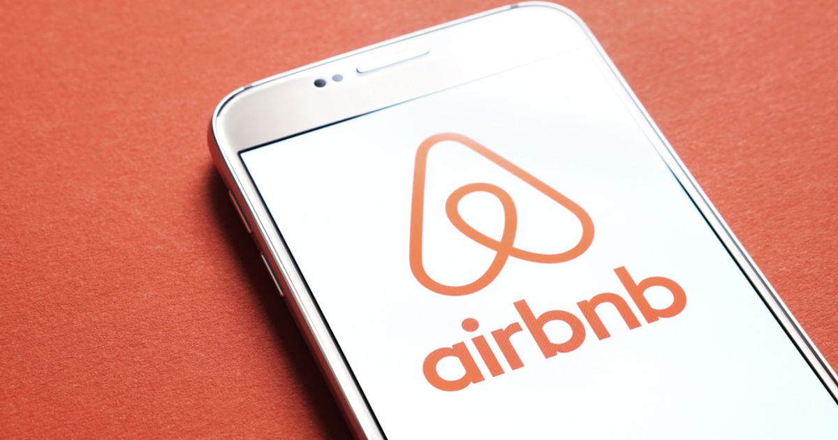 Airbnb reports Q2 revenue up 17% YoY to $3.6B, Nights and Seats Booked up 10% to 148.3M, above est., lifts 2026 revenue forecast; ABNB jumps 10%+ after hours