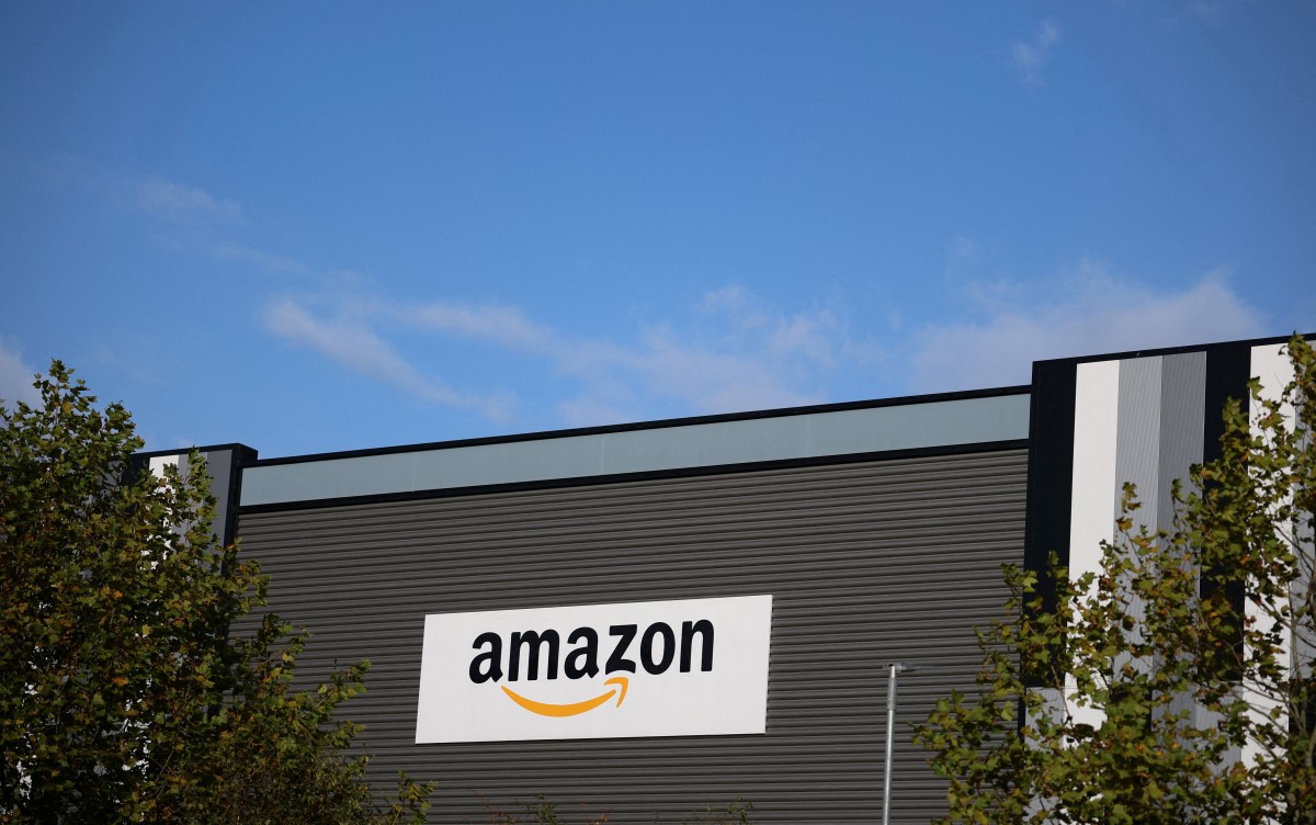 Amazon has held talks with investors about a deal to spin off $8B of Grace Blackwell chips into an SPV, then lease them back for its US data centers