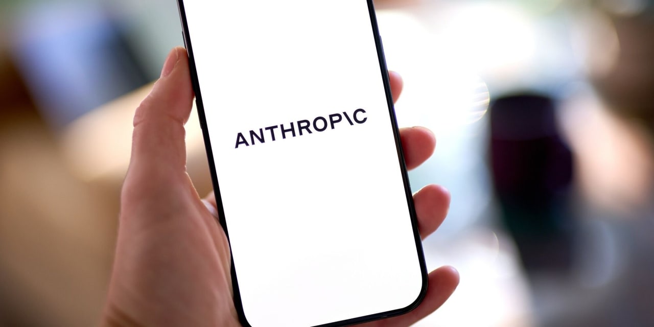 Anthropic projects 2028 revenue of ~$190B-$200B, vs. a revenue run rate of $47B in May, as bankers and investors price the company ahead of an IPO