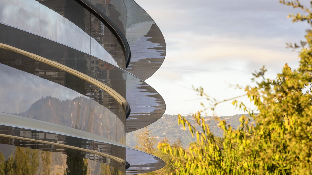 Apple has hired Scott Tucker, Meta VP and deputy general counsel, as its new litigation chief, as part of a shakeup in its legal team