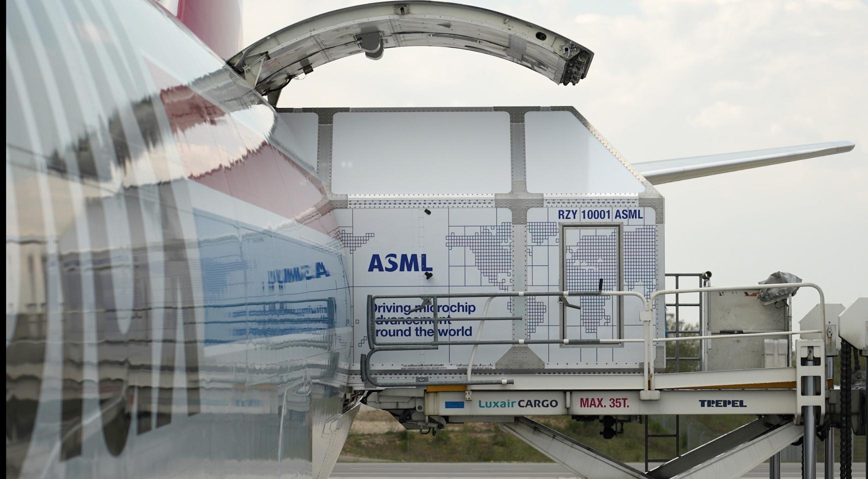ASML plans to give its ~45K employees globally a €20K bonus, issued as a share award that vests in 2030, joining other chip industry companies offering payouts