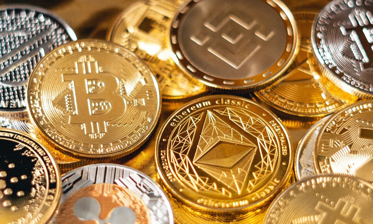 Chainalysis: addresses linked to Iran, Russia, North Korea, and other US-sanctioned entities received $100B+ in crypto last year, almost 8x the amount in 2024