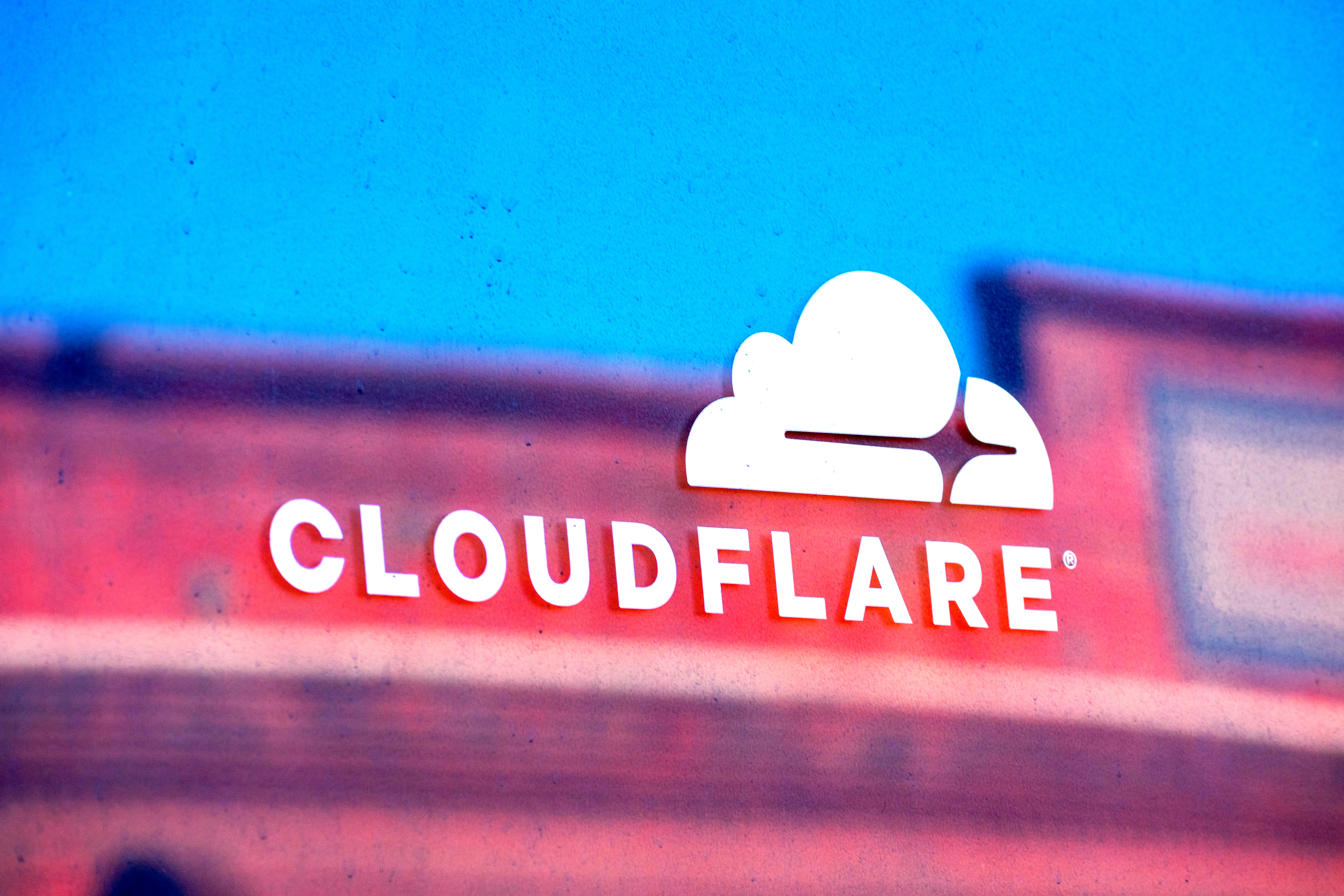 Cloudflare reports Q2 revenue up 36% YoY to $696.1M, above $665M est., and forecasts Q3 revenue above estimates; NET jumps 17%+ after hours