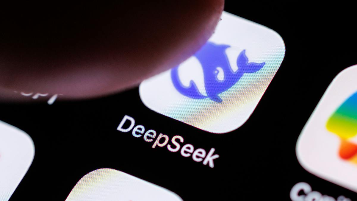 DeepSeek's annualized revenue run rate hits $1B, up from less than $500M a few months ago, as it aims to finalize a ~$7.5B fundraise by late October