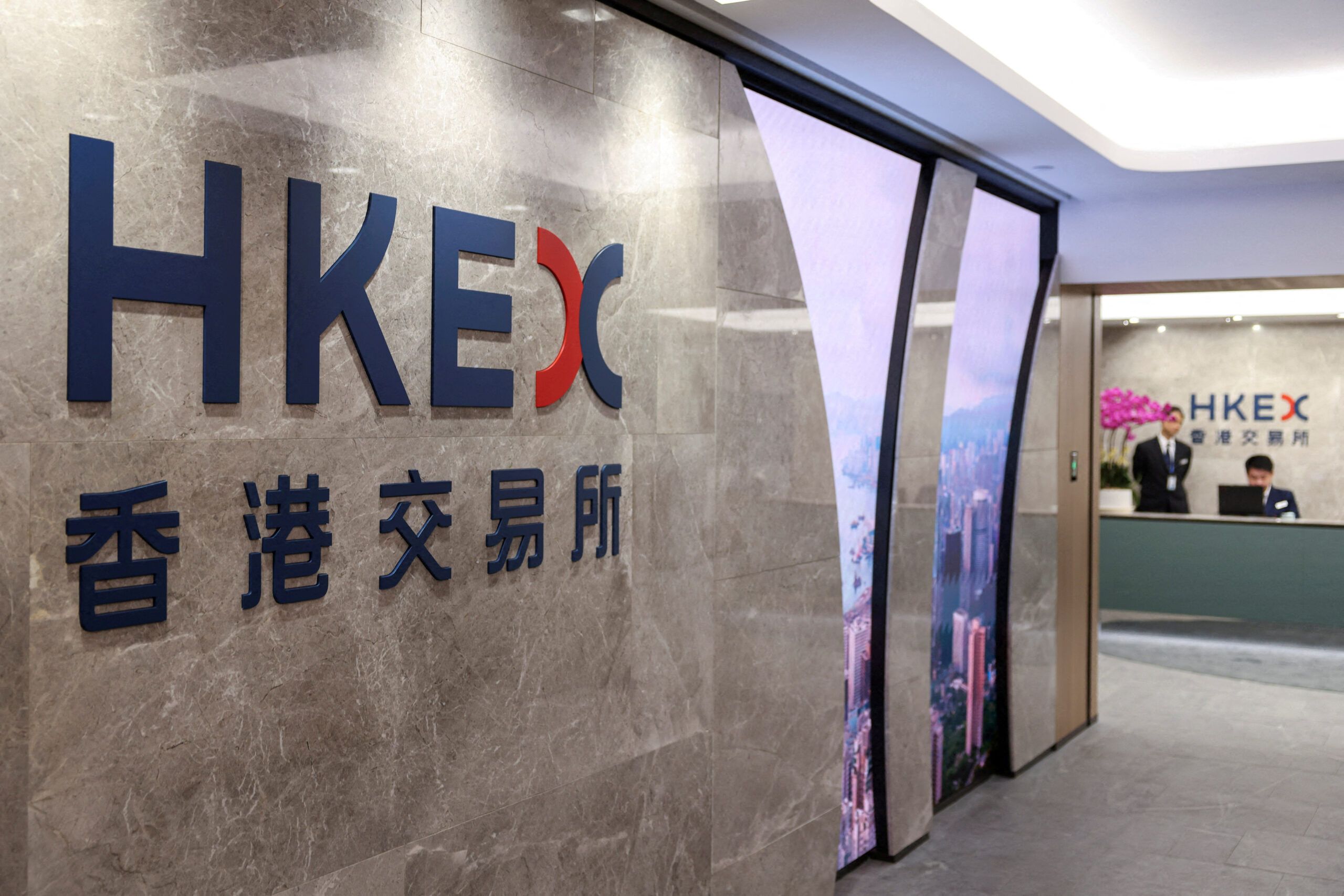 Filing: San Jose-based Chinese optical module maker Ligent seeks ~$727M in a Hong Kong IPO, after its rival Zhongji Innolight's $6.8B Hong Kong debut in July