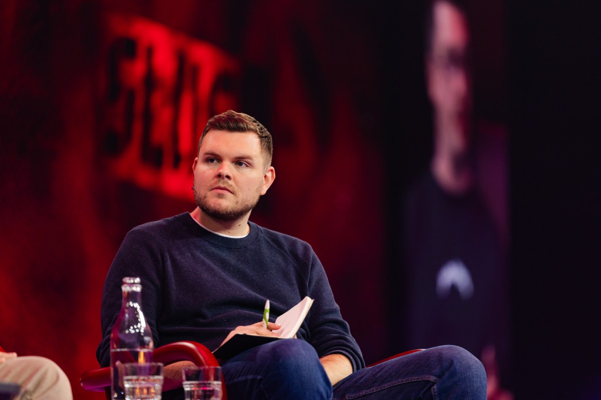 General Intuition, which trains AI agents in spatial reasoning via gameplay footage, raised $320M led by Khosla at a $2.3B valuation, for $454M in total funding