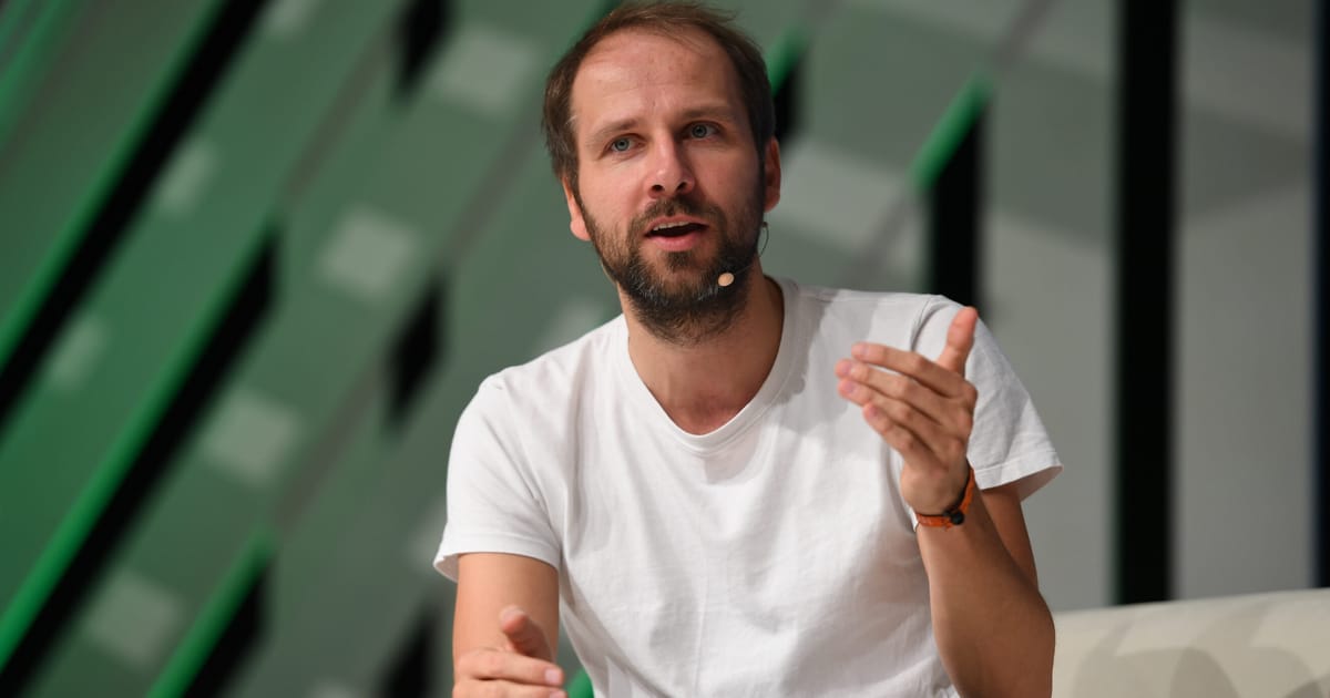 German search engine Ecosia, used by government services, ditches Mistral for open-source models, including Chinese ones, citing Mistral's disappointing quality