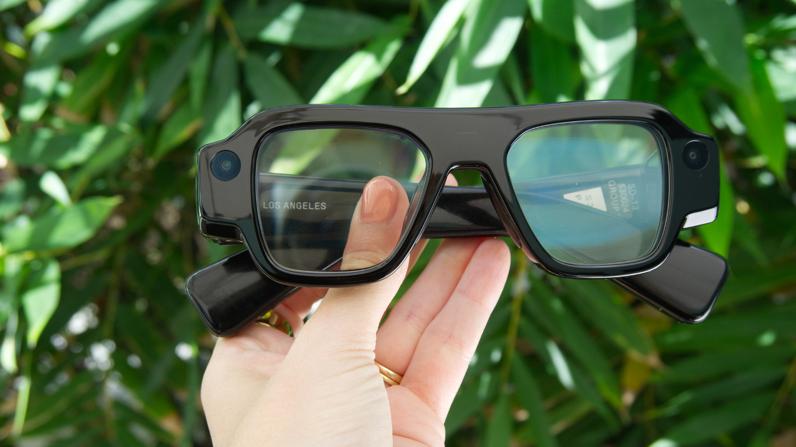 Hands-on with Snap's Specs: more advanced than Meta's top-end glasses, fully untethered, mostly comfortable, navigation works well, but design has compromises