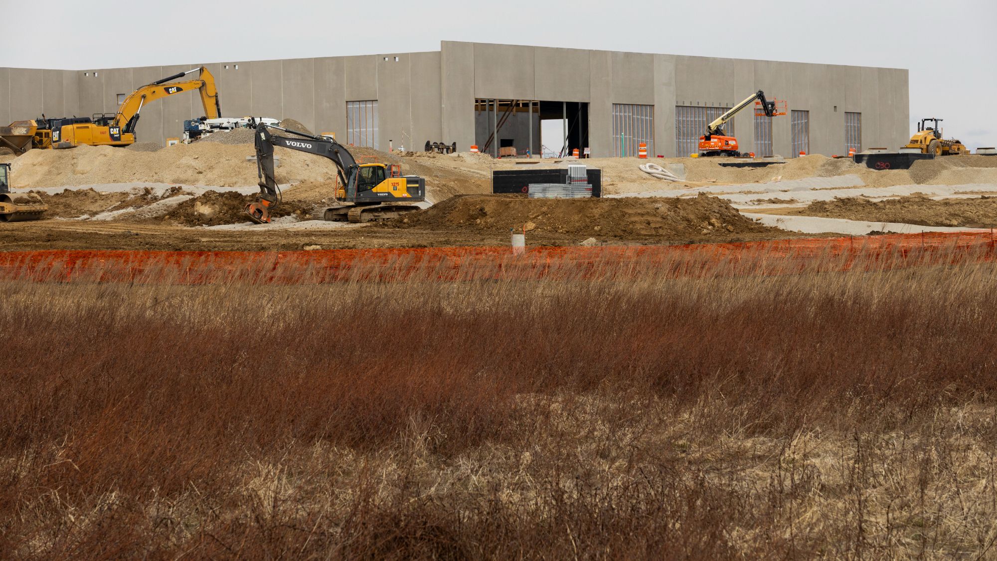 How hyperscalers like Amazon, Microsoft, and Google are siding with consumers on data center power costs and sweetening offers for communities to gain support