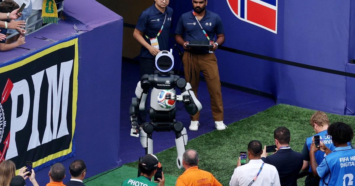 Hyundai says it would make Boston Dynamics a wholly owned subsidiary by acquiring SoftBank's ~10% stake; Hyundai bought an 80% stake in Boston Dynamics in 2021
