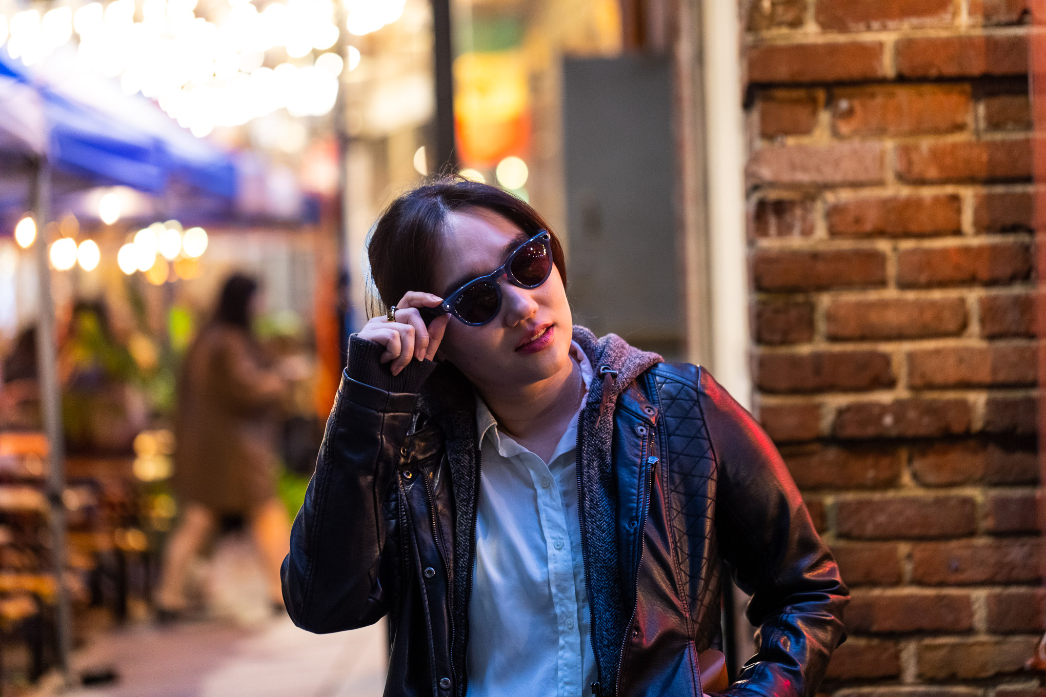 Meta is testing AI glasses that continuously record audio and take photos every few seconds, letting users query or recall what they saw or heard