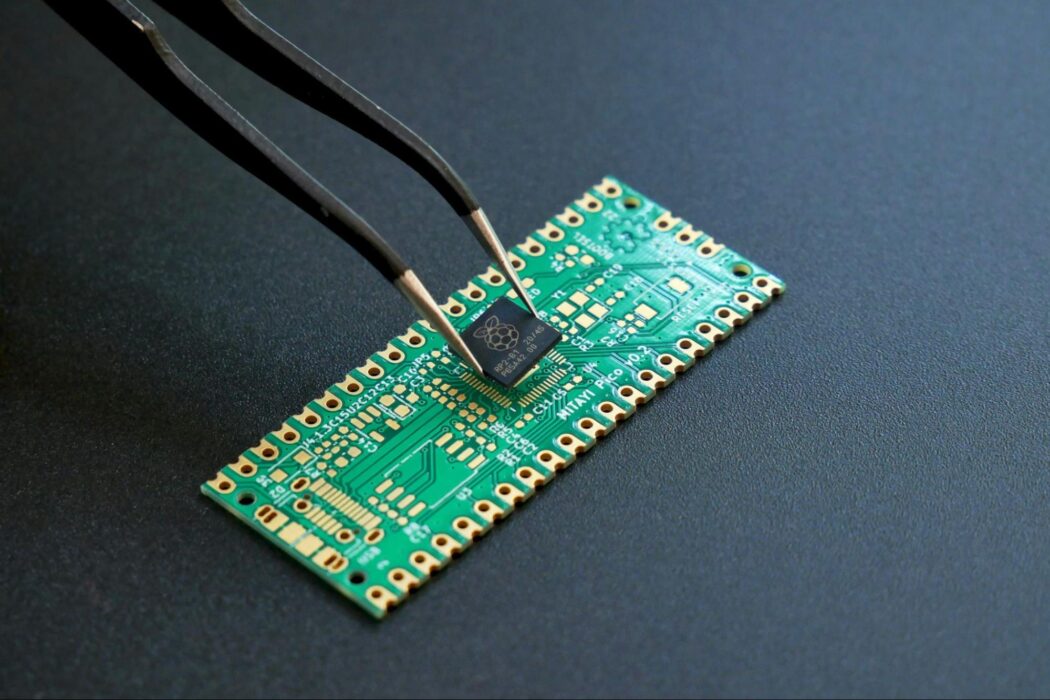 Montreal-based Stathera, a maker of MEMS-based silicon timing components for chips, raised a $55M Series B led by Maverick Silicon, taking total funding to $75M