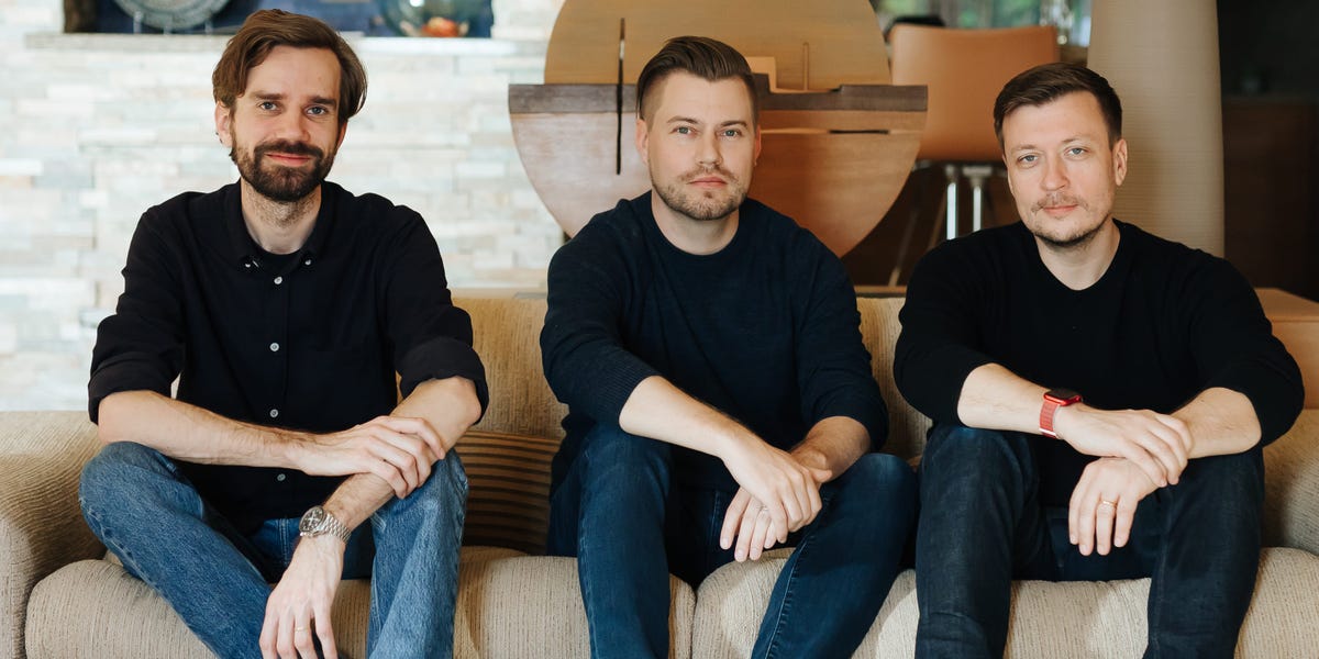 Product management startup Linear topped $100M in annual recurring revenue and held a $99M employee tender offer at a $2.5B valuation, up from $1.25B in 2025