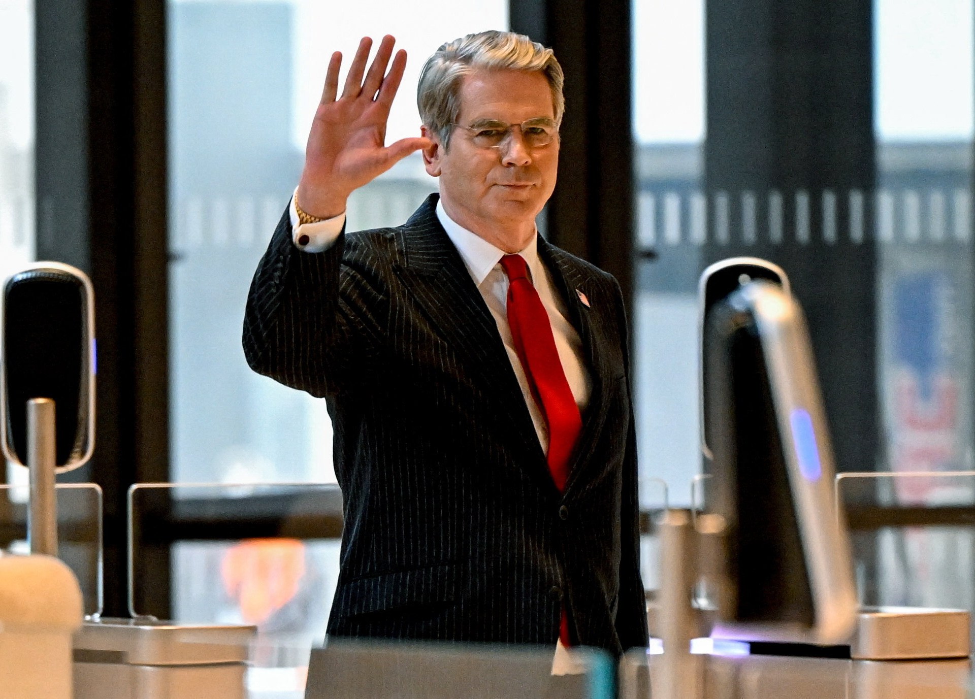 Scott Bessent says the US proposed an AI incident notification mechanism to China, and both sides agreed to set up an AI dialogue ahead of the Trump-Xi summit