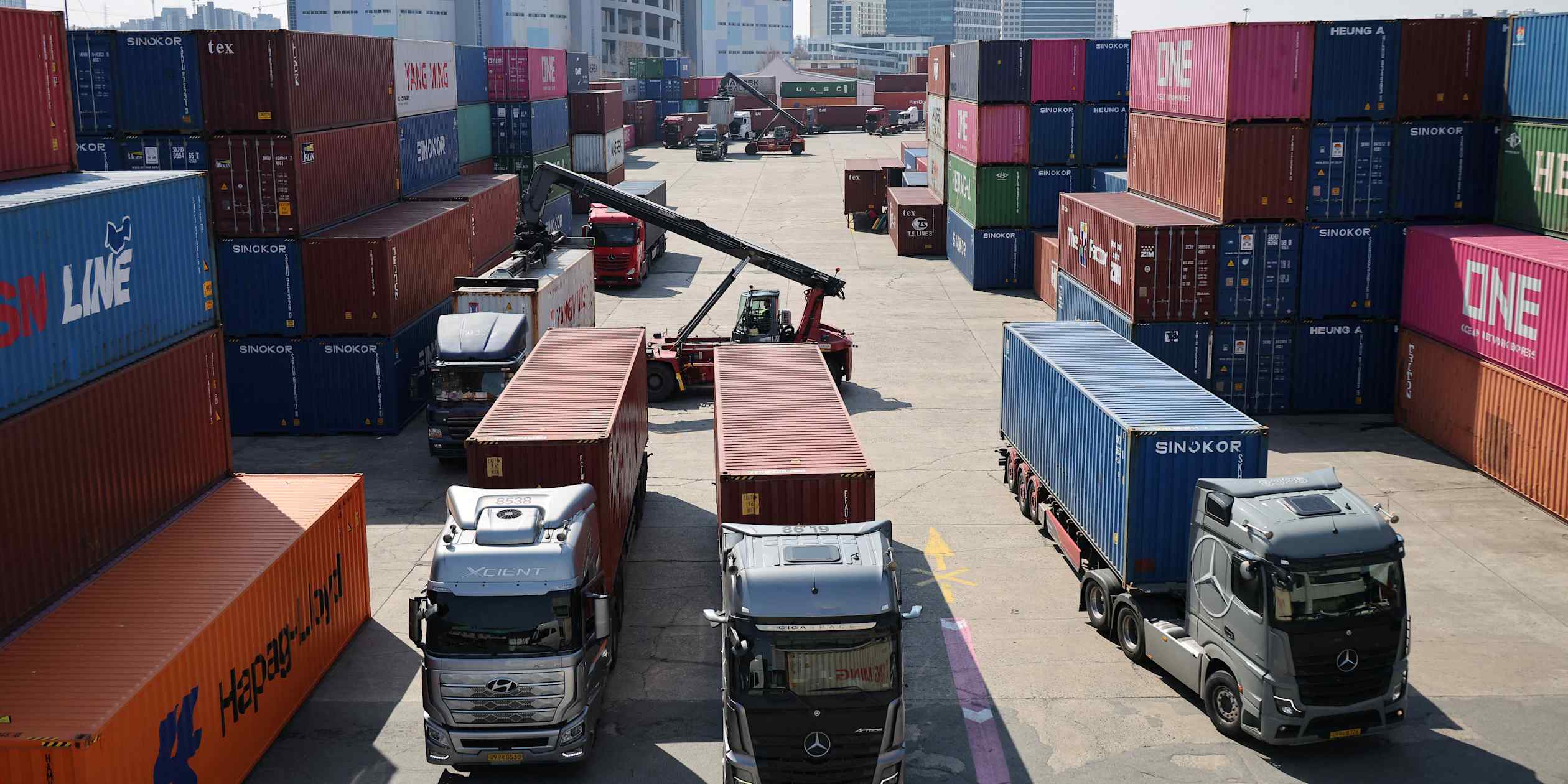 South Korean government data: the country's exports grew 70.9% YoY in June to $102.25B, an all-time monthly high, anchored by a record $44.82B in chip shipments
