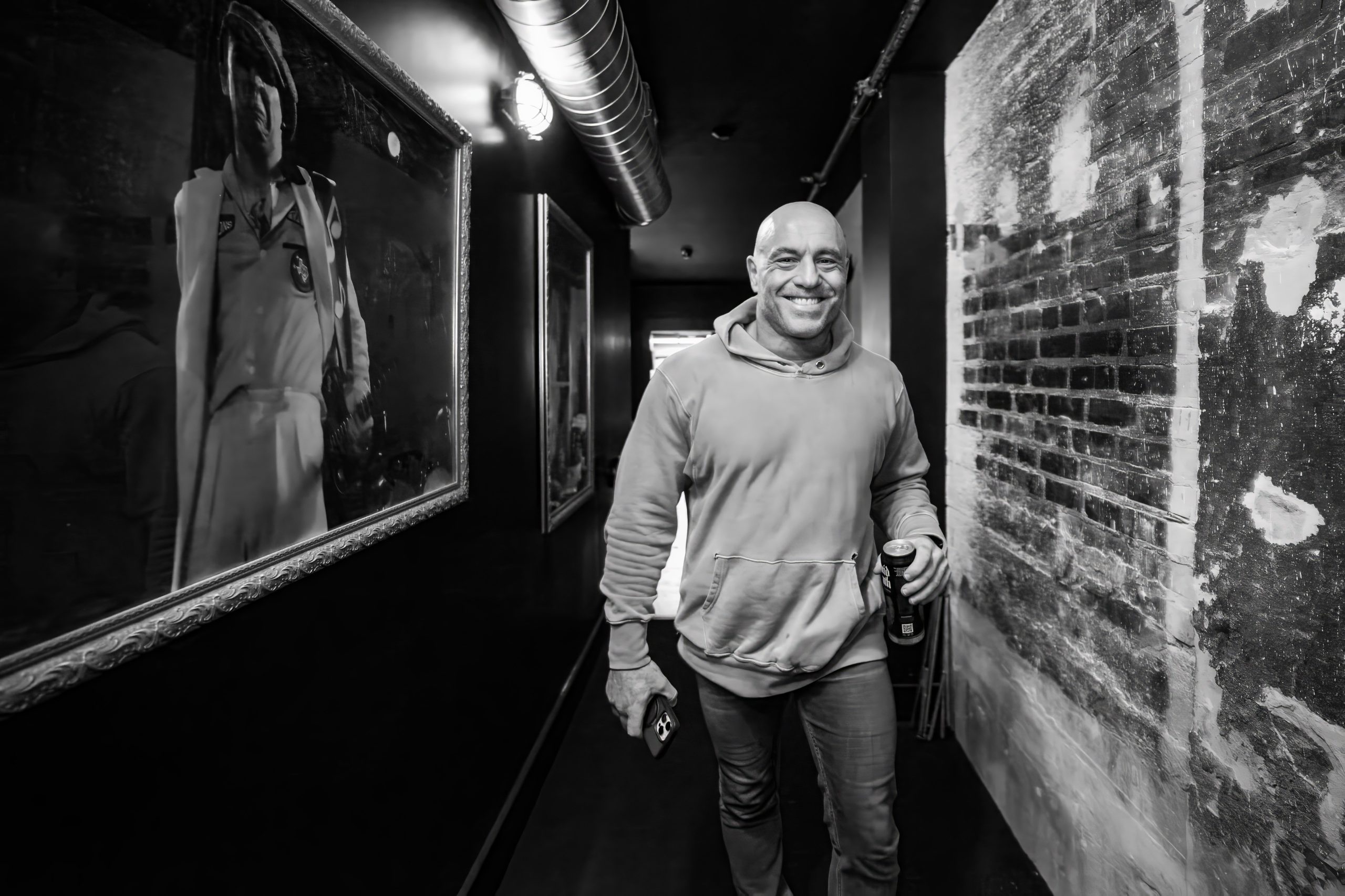 Spotify and Joe Rogan renew their multiyear licensing and ad sales deal; sources say the terms are similar to Rogan's last deal, worth $250M, signed in 2024