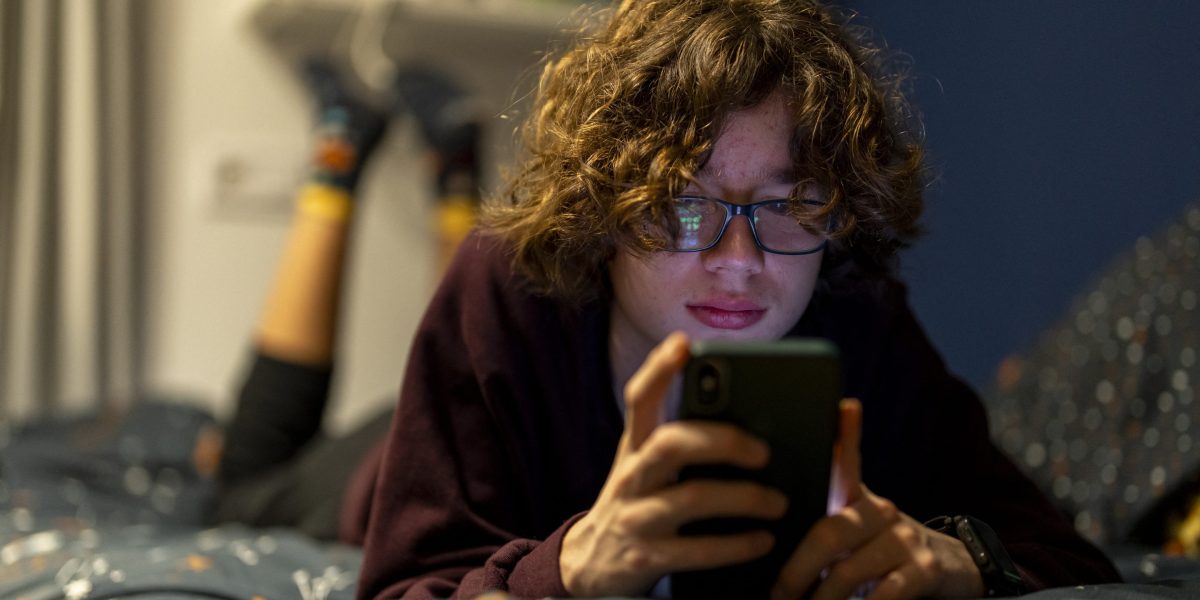 Survey of 1,050 Australian teens: ~60% said they retained access to social media accounts after ban; two-thirds say platforms took no action to remove accounts