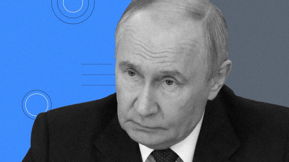 The UK becomes the first foreign nation to gain access to Ukrainian combat data used to train AI models to strike Russian targets, as part of an AI partnership