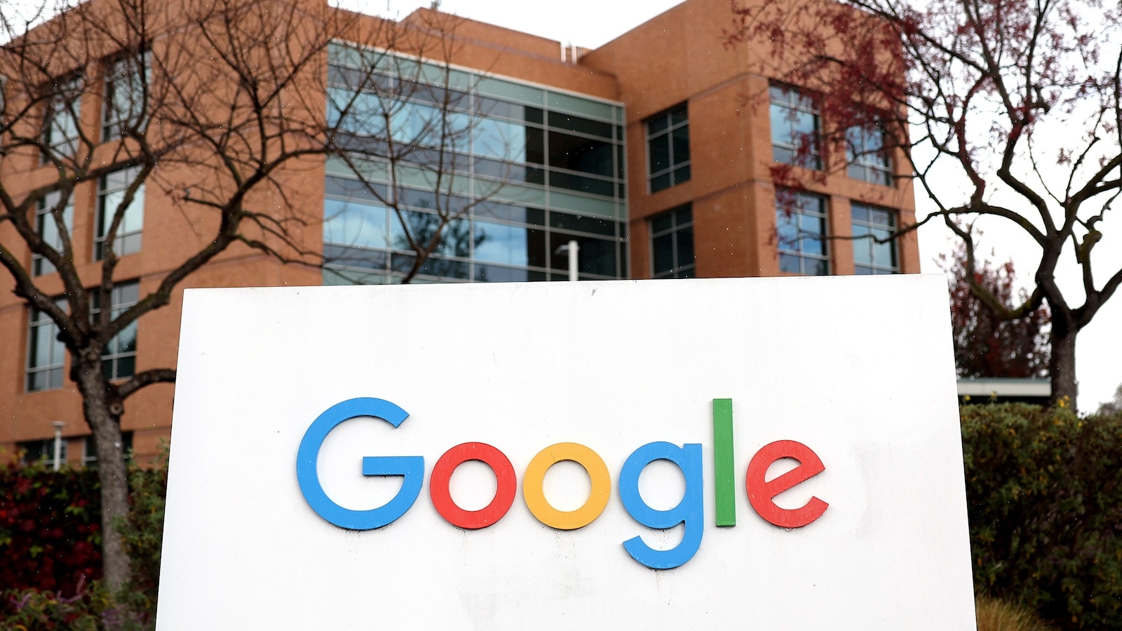 US prosecutors charge Google engineer Michele Spagnuolo with using inside information to make $1.2M on Polymarket bets about Google's Year in Search results