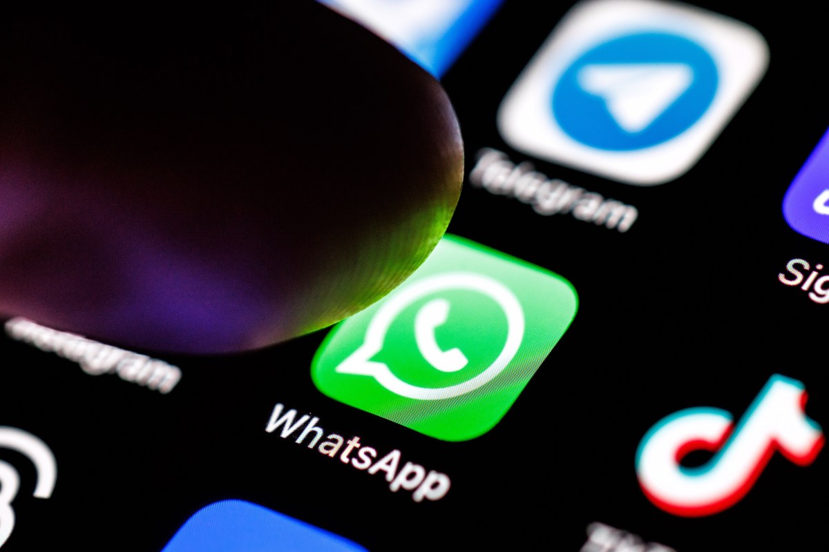 WhatsApp rolls out features and updates: an AI tool that suggests replies based on a user's conversations, the ability to touch up photos with Meta AI, and more